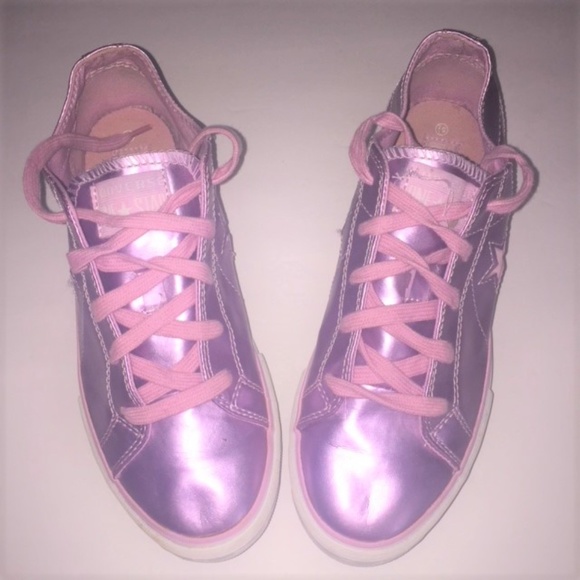 Converse Other - Converse "One Star" Sneakers - Girls